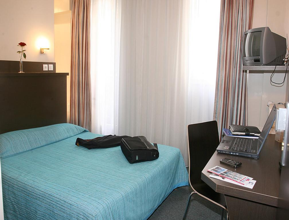Hotel Amarys Simart 巴黎 客房 照片